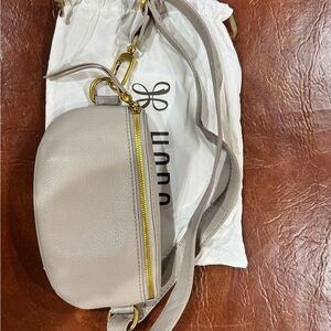 Hobo Fern Belt Bag Pebbled Leather in Taupe